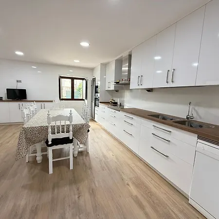 Casa de Férias Casa Aldea De Piñeiro, By Urent Padrón